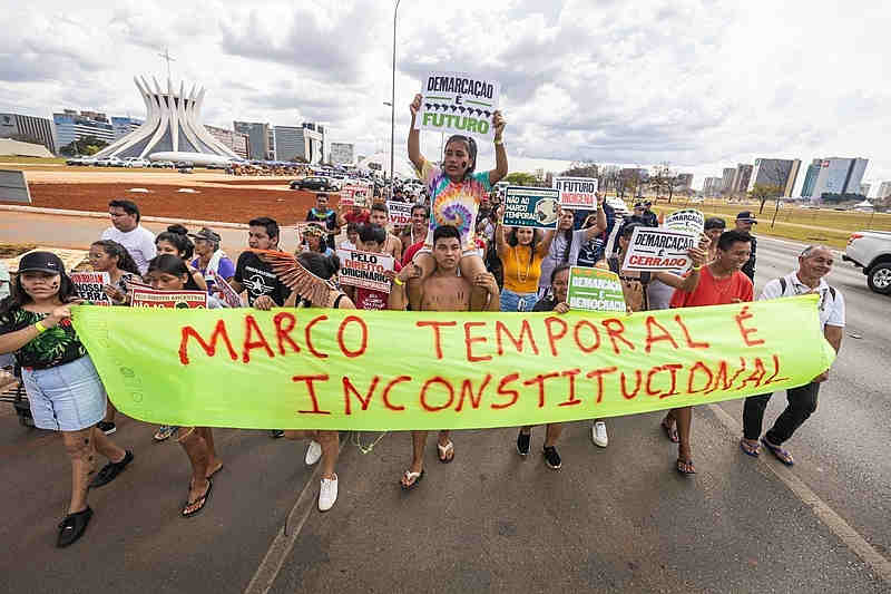  Em novo ataque a direitos indígenas, Congresso Nacional derruba maioria dos vetos de Lula ao PL 2903
