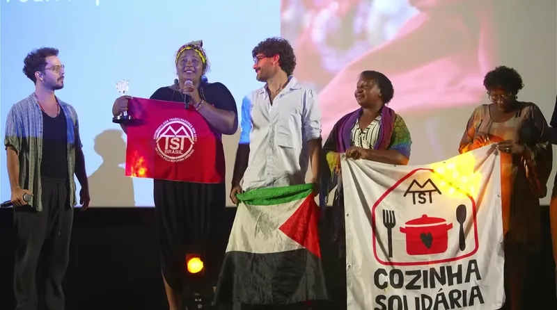 'Não existe almoço grátis': documentário sobre MTST ganha prêmio de melhor filme pelo júri popular no Festival de Brasília