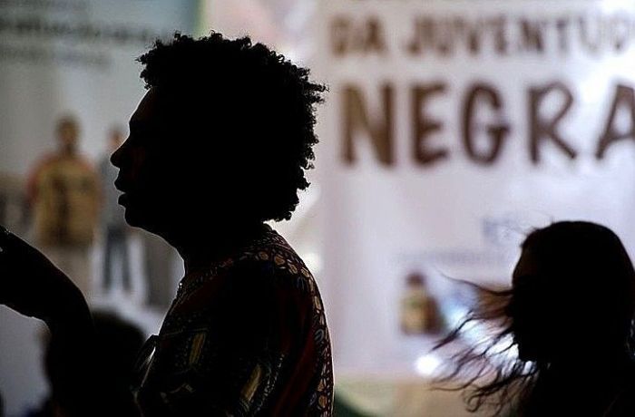 Racismo estrutural limita o acesso da população negra aos serviços de saúde