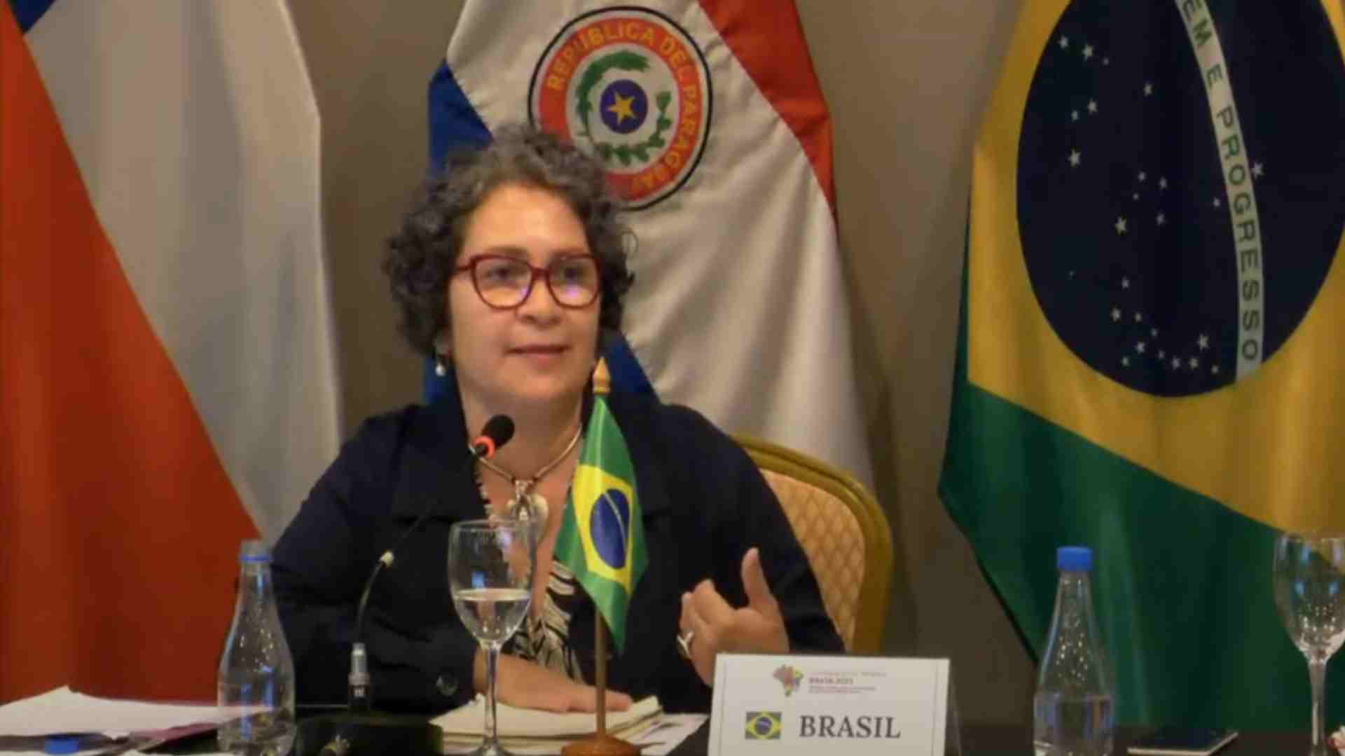 Fórum Feminista Antirracista por uma Política de Cuidados participa de seminário sobre o tema com países do Mercosul