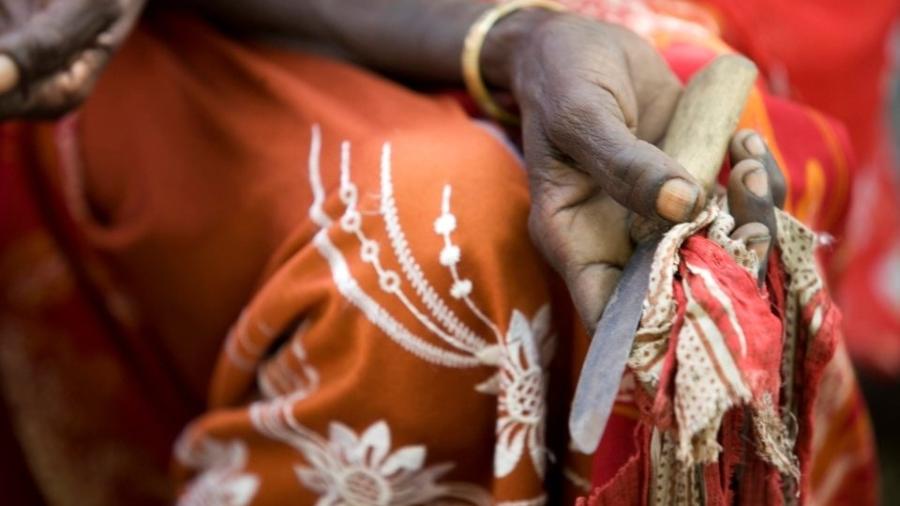 Dia Internacional de Tolerância Zero à Mutilação Genital Feminina: prática deverá afetar mais de 12 mil meninas e mulheres por dia em 2024, diz ONU
