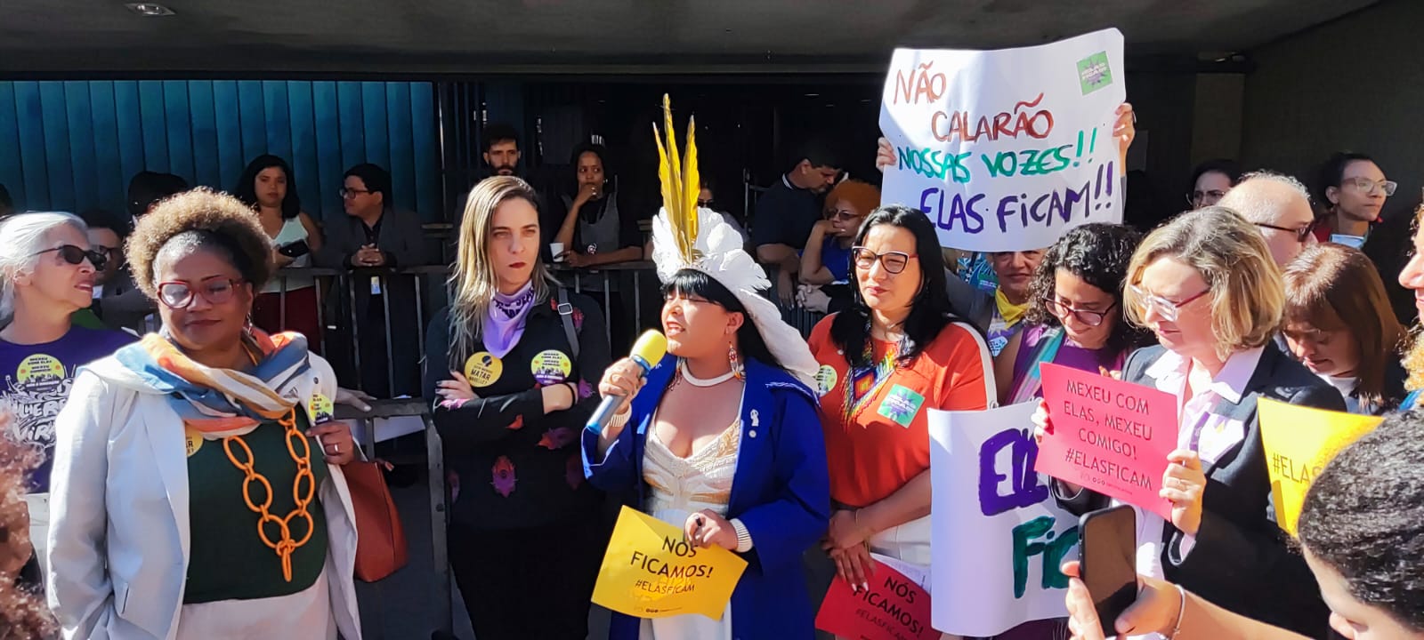 “Elas ficam”: campanha nacional defende as seis deputadas que enfrentam pedido de cassação