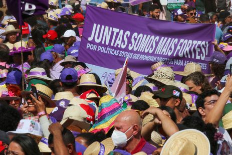 Lula cria pacto nacional de prevenção a feminicídios  