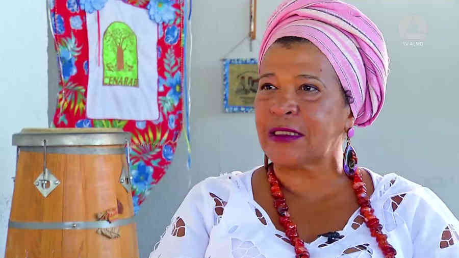 'O Estado é cúmplice do racismo religioso por omissão', diz Makota Celinha, coordenadora do Cenarab/MG