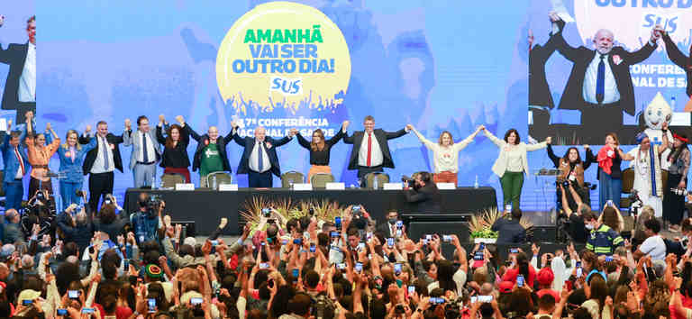 Presidente Lula defende democracia e participação popular no SUS durante encerramento da 17ª Conferência Nacional de Saúde