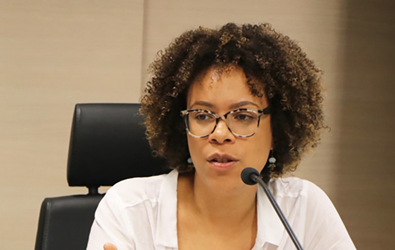 Ynaê Lopes dos Santos: Um país de muitas urgências