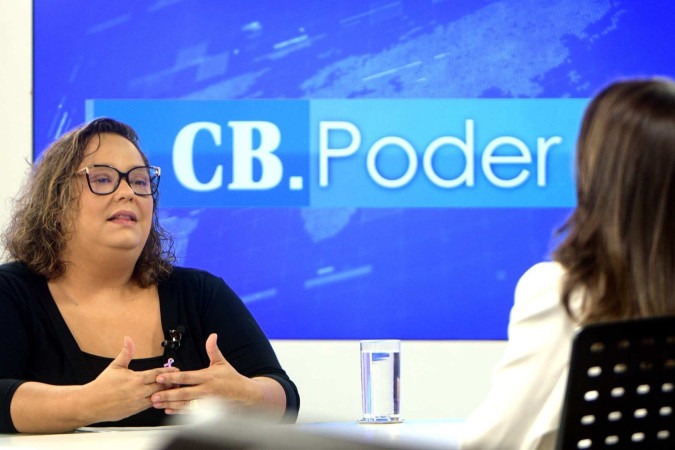 É preciso mudar a forma de ver a mulher, aponta Cristina Tubino, da OAB-DF
