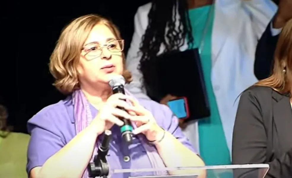 Cida Gonçalves assume Ministério das Mulheres, diz que pasta será de 'todas' e que fará 'defesa radical' de direitos